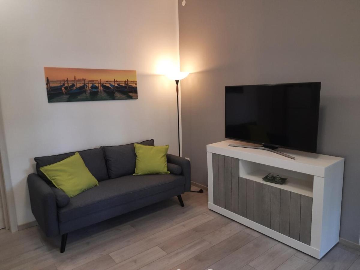 Marco'S Apartment -Ideale Per Venezia- Mestre Kültér fotó